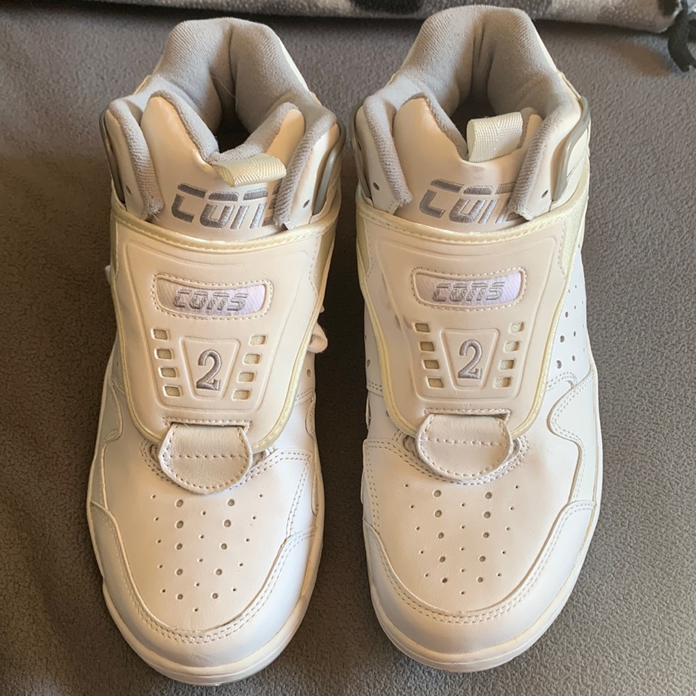 Men’s Converse sneakers